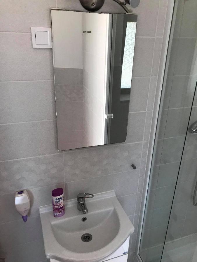 Hunyadi Panzio-Apartman Makó Eksteriør billede
