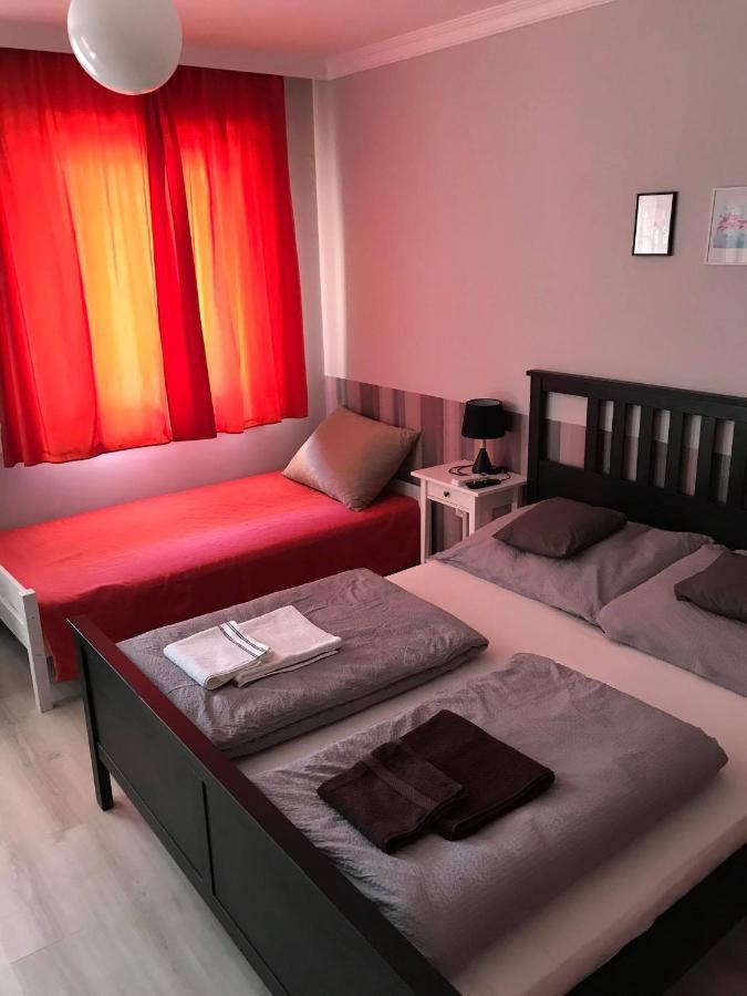 Hunyadi Panzio-Apartman Makó Eksteriør billede