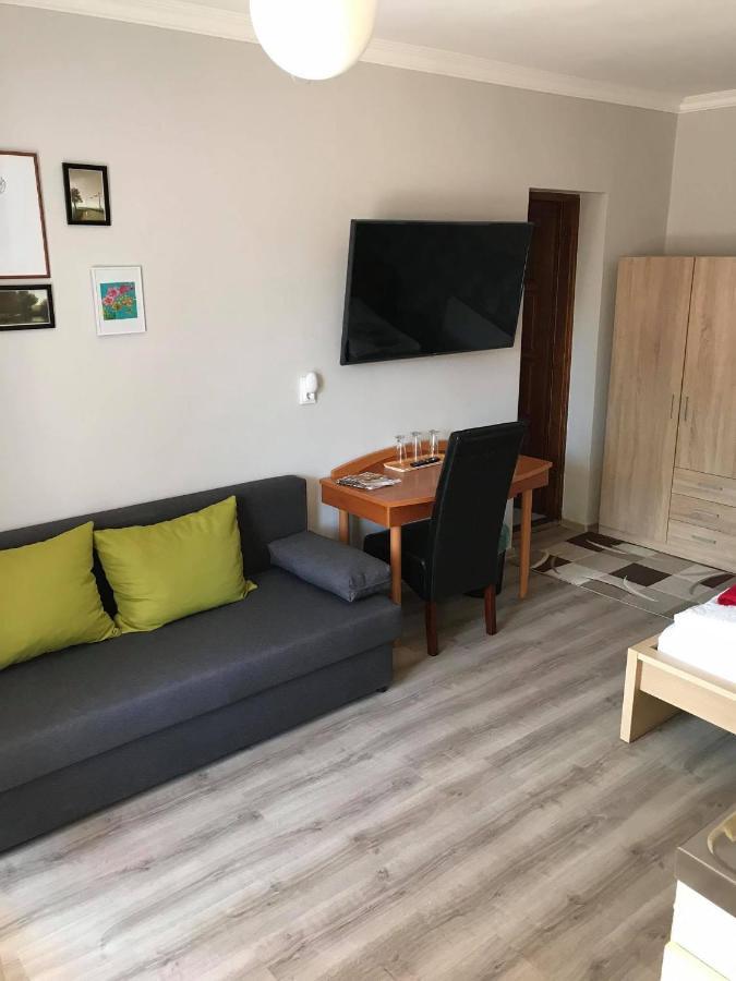 Hunyadi Panzio-Apartman Makó Eksteriør billede