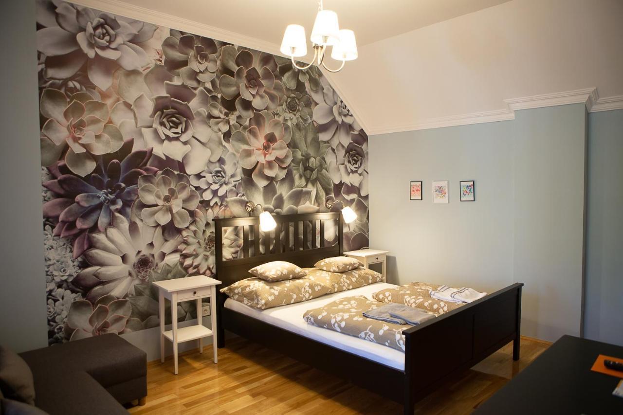 Hunyadi Panzio-Apartman Makó Eksteriør billede