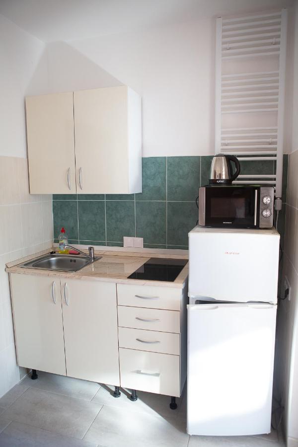 Hunyadi Panzio-Apartman Makó Eksteriør billede